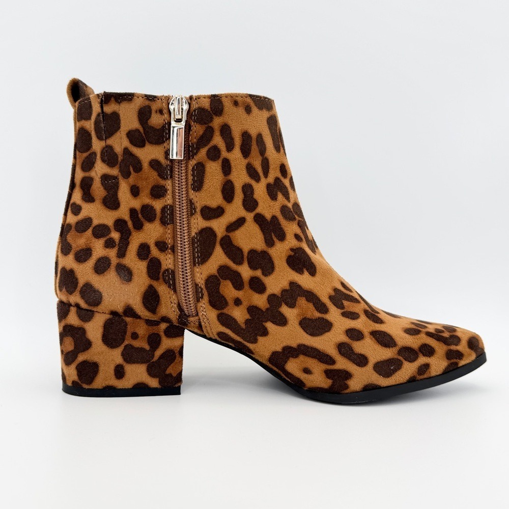 A New Day Valerie Microsuede City Ankle Bootie Leopard 7 Block Heel Statement - Picture 3 of 13